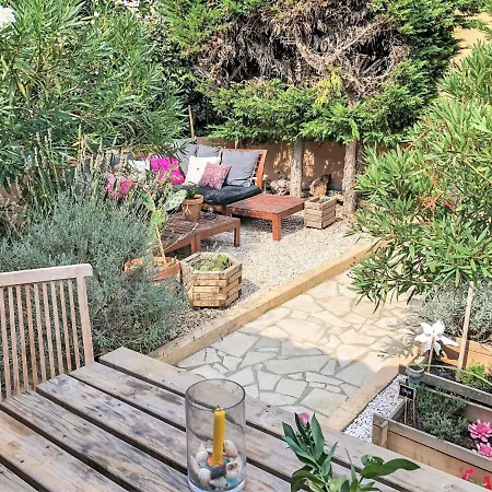 Holiday Santa Marina By Interhome Holiday home Saint-Pierre-la-Mer (Aude)