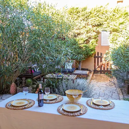 Holiday Santa Marina By Interhome Holiday home Saint-Pierre-la-Mer (Aude)